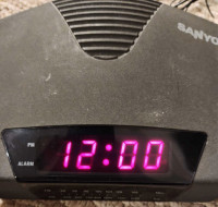Alarm Clock Radio 