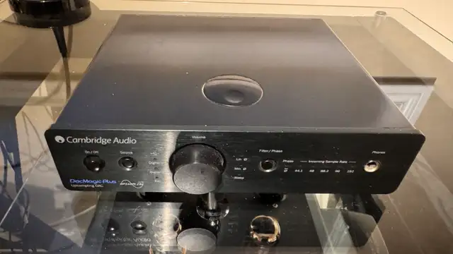 Cambridge Audio Dacmagic Plus in Stereo Systems & Home Theatre in Red Deer - Image 2