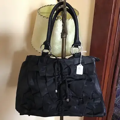 As New Large Black Purse now reduced price, View more