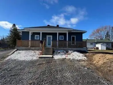 Newly Built Coach Home available for rent immediately. Heat and Hydro included. Two bedroom's, two b...