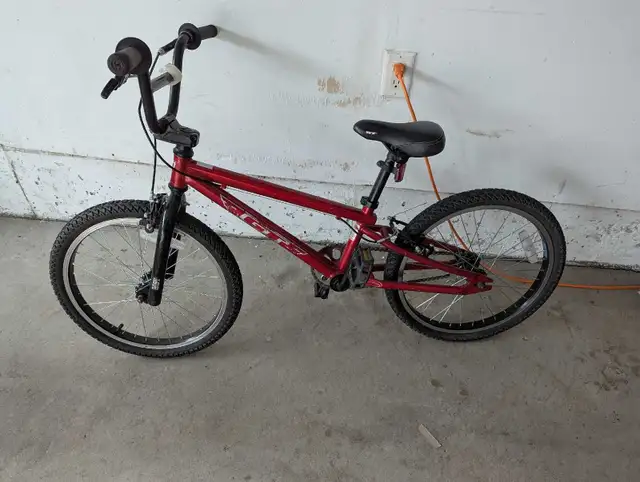 GT BMX bike 20 inches wheels
