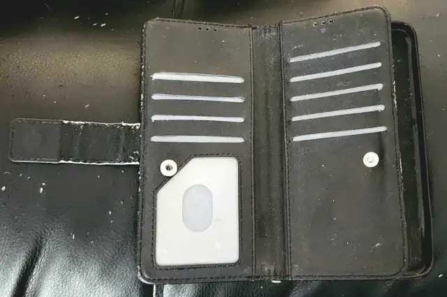 Samsung S8 Plus Wallet Case in Cell Phone Accessories in Oshawa / Durham Region - Image 3