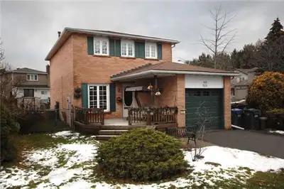 Awesome Brampton Home For Sale - ID#207 (NOT ON MLS) TAKE ADVANTAGE BEFORE IT COMES UP FOR SALE!!! *...