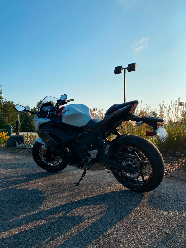 Kawasaki Ninja EX650 dans Motos sport  à Barrie - Image 3