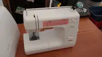 JANOME Decor Excel 5018 Sewing Machine 