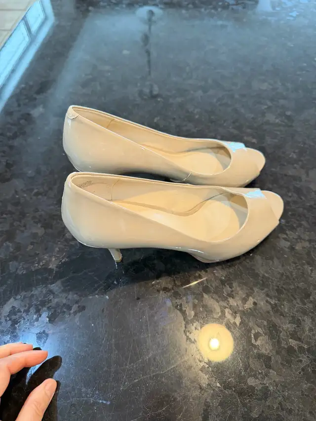 Nine West heel in Women's - Shoes in Edmonton - Image 3