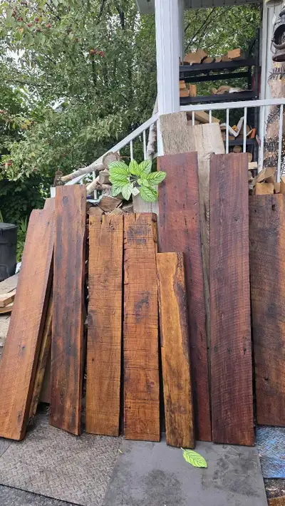 Tablettes en bois de grange, View more