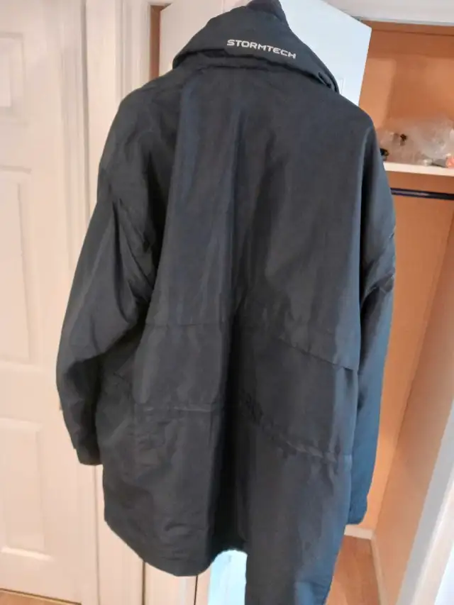 men's winter coat in Men's in Bedford - Image 2