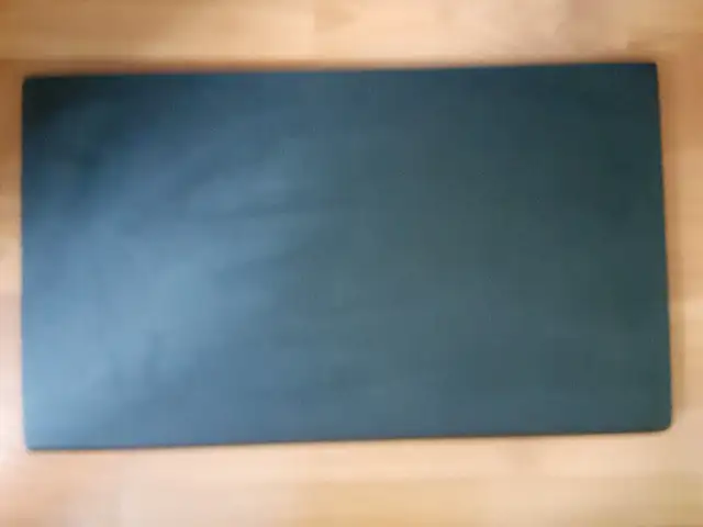Portable lap desk in Laptop Accessories in Edmonton - Image 2