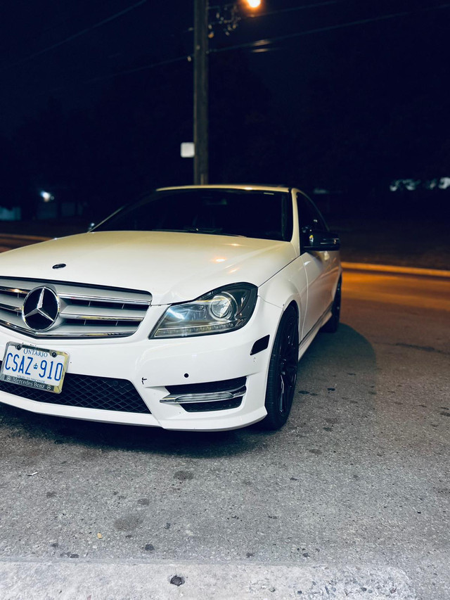 Mercedes c300 4matic 2014 in Cars & Trucks in City of Toronto - Image 3