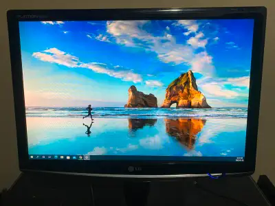 Used 20" LG W2052 Wide Screen LCD Monitor with HDMI for Sale, View more
