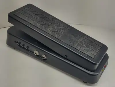 Behringer Hell Babe HB01 Wah-Wah Guitar Effects Pedal *Tested*, View more