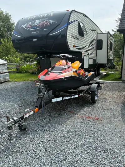 2020 Seadoo with 50 Hrs great decal package 90 HP Seadoo trailer included Serviced in July 2026 new...