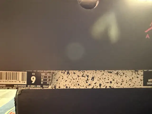 Air Jordan 6 infrared Shoes in Men's Shoes in Kitchener / Waterloo - Image 6