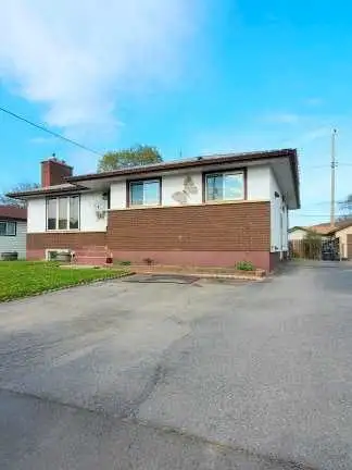 Private, Northwood 1 bedroom basement apartment