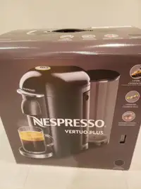 **NEW** Nespresso VertuoPlus Deluxe