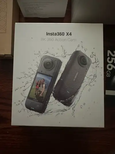 Sealed Insta360 x4 camera with a camera bag or lens cap $500. Picture 2 is car mount bundle 85+65+35...
