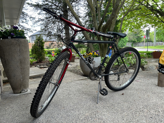 NORCO Mountaineer 12 Speed in Mountain in Kitchener / Waterloo