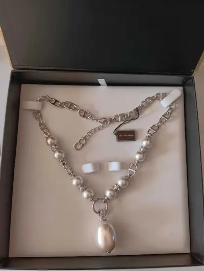 Butler's"FifthAvenue Collection"/"Vanilla Cream"18"Necklace,New , View more