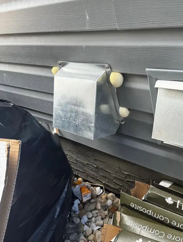 Siding Repair Edmonton | Fast, Clean & Affordable | Free Estimat in Fence, Deck, Railing & Siding in Edmonton - Image 6