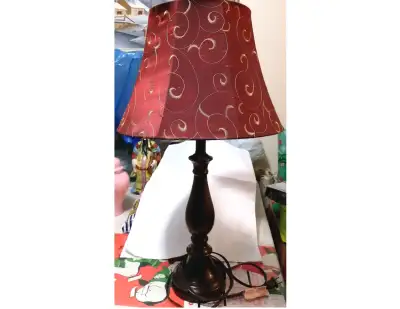 BEAUTIFUL METAL BRASS TABLE LAMP 27" TALL, View more