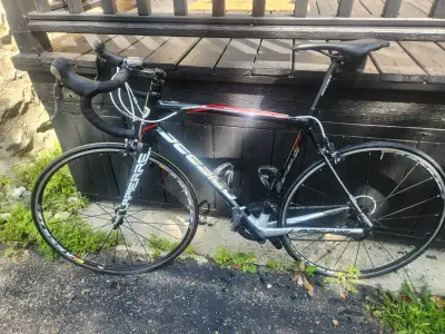 Lapierre Sensium Pro 300 – Carbon Road Bike – Ultegra Upgrade, View more