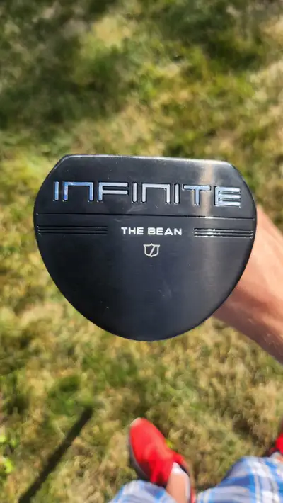 Wilson Infinite "The Bean" Mallet Putter (RH), View more