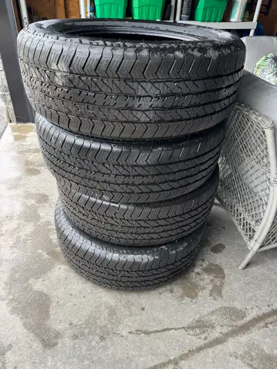 4 brand new Hankook Dynapro AT2 275/60R20 tires. Tire were taken off a 2025 F150. The vehicle had 15...