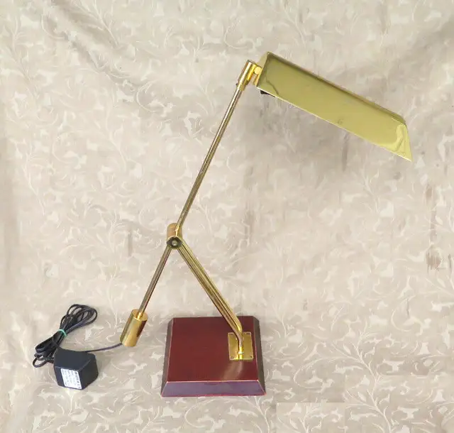 1970'S IKEA SWEDEN ADJUSTABLE TABLE DESK BRASS LAMP DENMARK in Arts & Collectibles in City of Toronto - Image 3