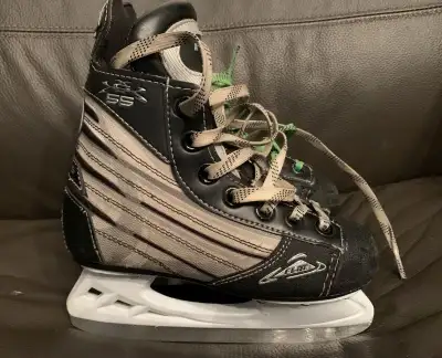 Kids skates  13 J, View more