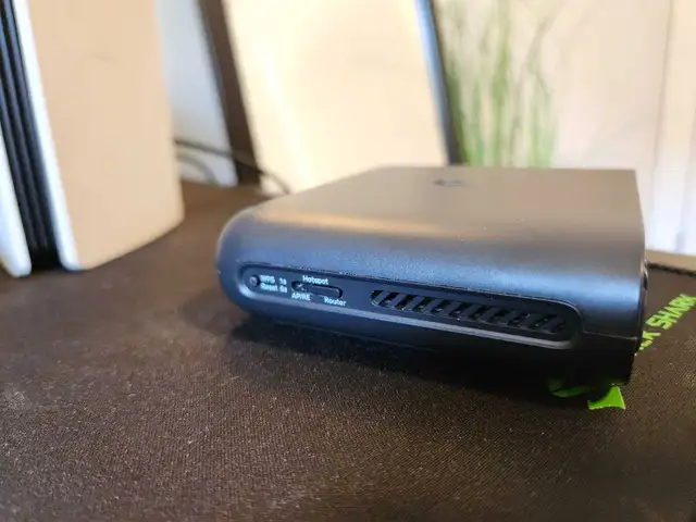 Tp link WR1502X Travel Router w/built in VPN free64374281208066122