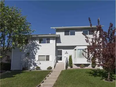 Looking for a clean, quiet, and well-connected place to call home? This furnished bedroom in the des...