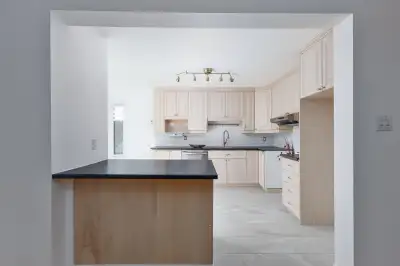 FOR RENT: 191 Rue de Morency 202, Gatineau, QC, Gatineau