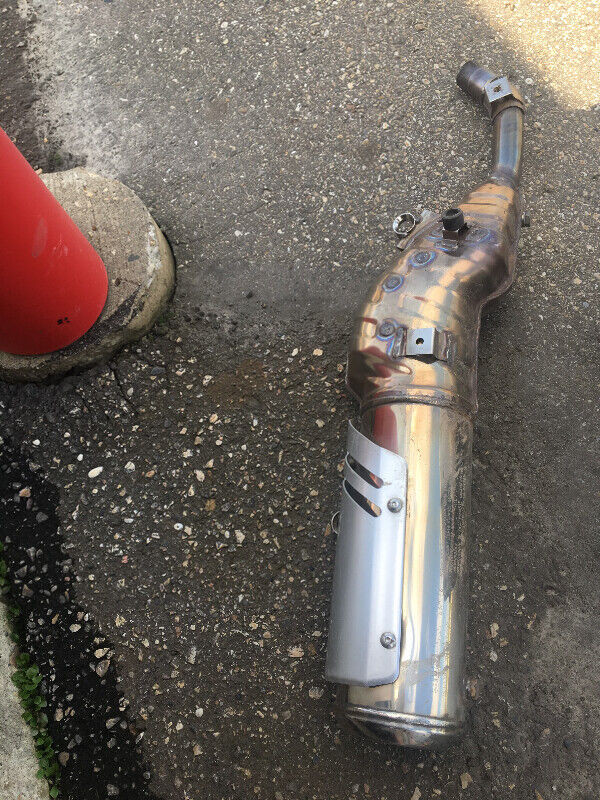 Suzuki DR 650 exhaust very good late model in Motorcycle Parts & Accessories in Strathcona County