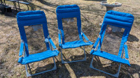 Folding lawn chairs