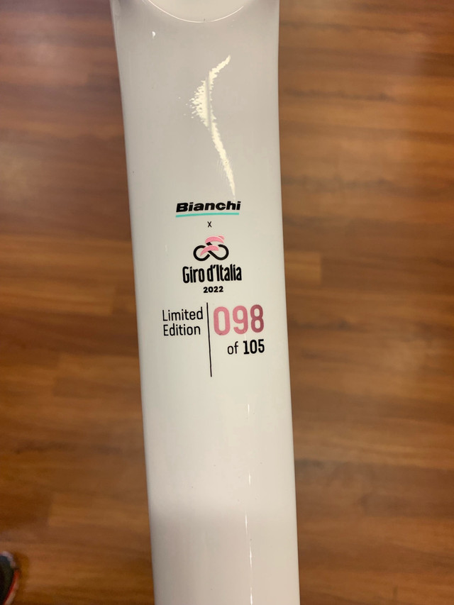 2022 Bianchi Specialissima Giro 105 Limited Edition in Road in Mississauga / Peel Region - Image 3