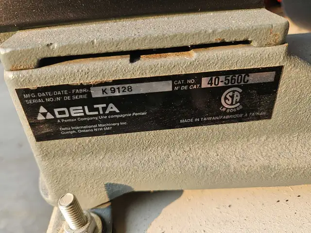 Delta 16-inch Scroll Saw in Power Tools in Oakville / Halton Region - Image 4