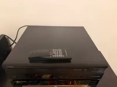 Yamaha CD changer CDC-575/ Digital & Analog, View more