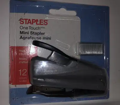 Mini stapler /agrafeuse mini, View more