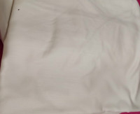 4 pillow cases brand new from Costco 400 thread counts
