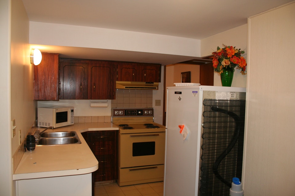 *1 bedroom basement accommodation *1 block from campus 5