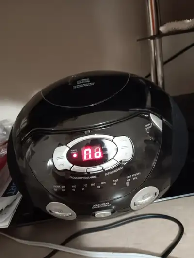 ONN portable cd player with fm radio