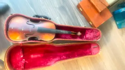 Old numbered violin with case, View more