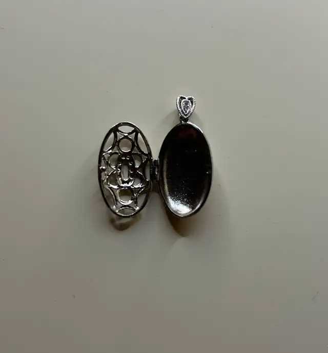 925 Silver Oval Locket Pendant62854391217794121