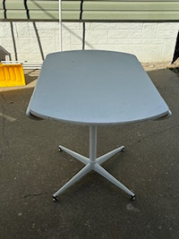 Drop Leaf Table, round to give away