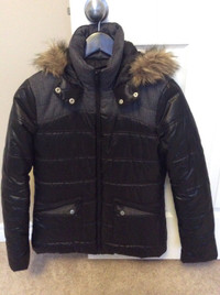 2 Women  Fall  / Winter S-M Puffer Jackets