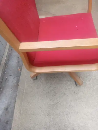 Vintage Oak Office Chair with Casters – Free, View more