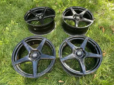 Hyundai aluminium alloy 5 spoke rims, 19", 5x115.3 bolt pattern, center bore 67.1mm - good condition...