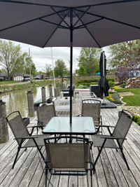 Outdoor patio furniture table and chairs 