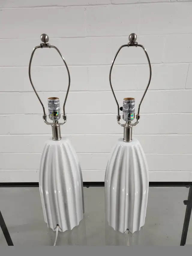 Modern Table Lamps, Set of 2 in Indoor Lighting & Fans in City of Toronto - Image 7